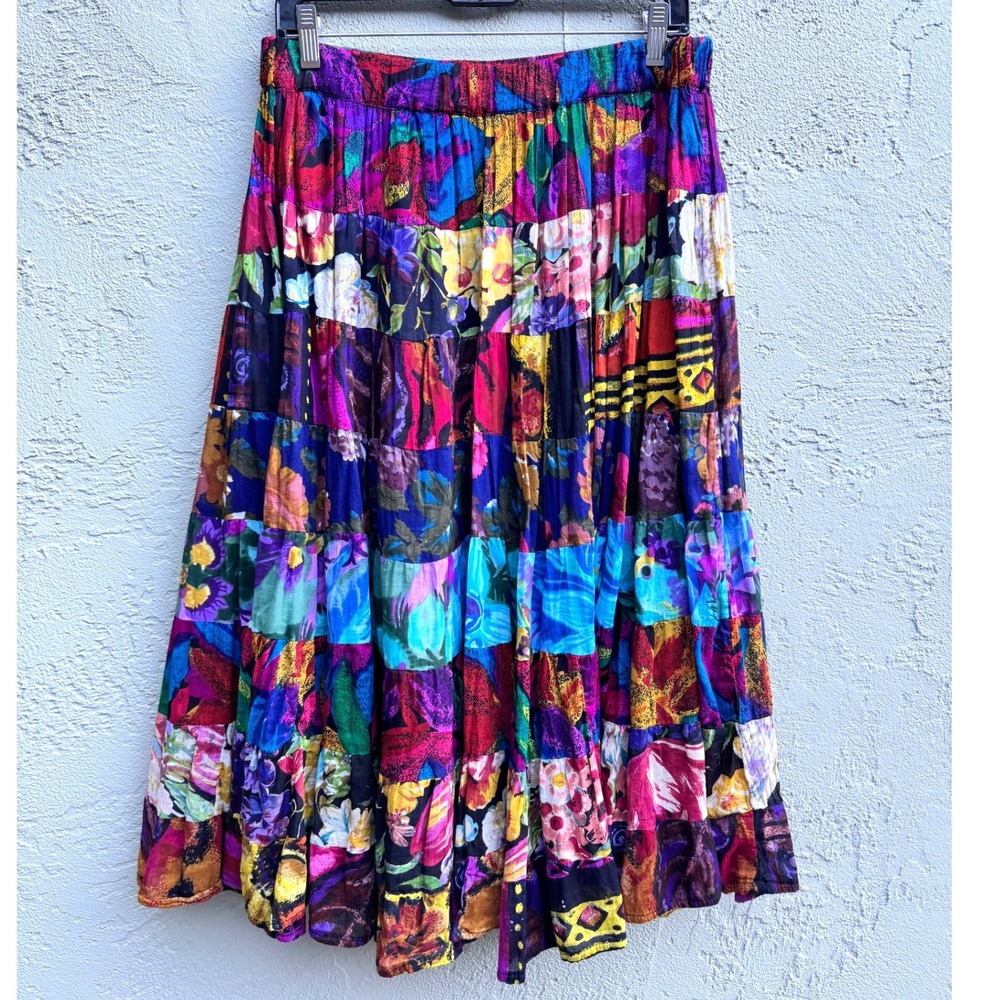 Vintage Neiman Marcus Womens Patchwork Floral Peasant Skirt MEDIUM Festival